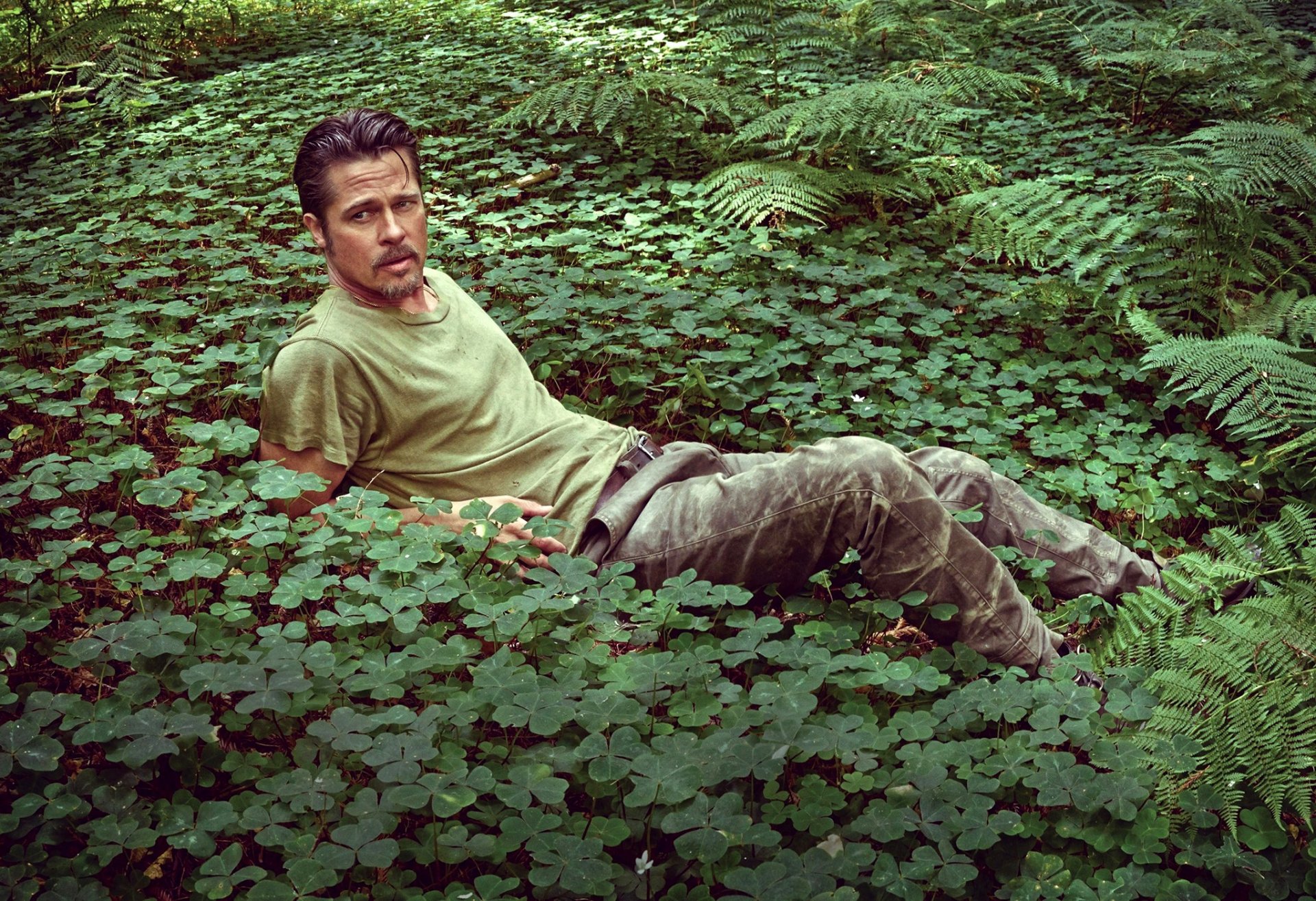 brad pitt actor hombre verde hojas naturaleza