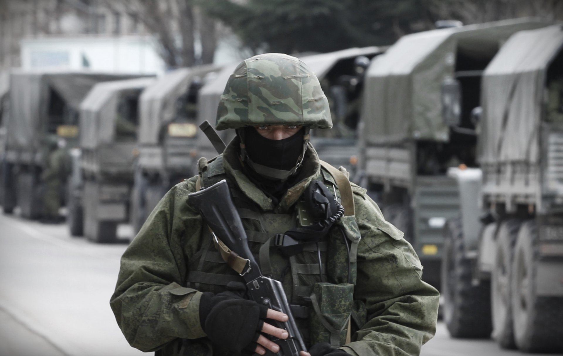 russia republic crimea sevastopol balaclava machine helmet mask men airborne military polite people