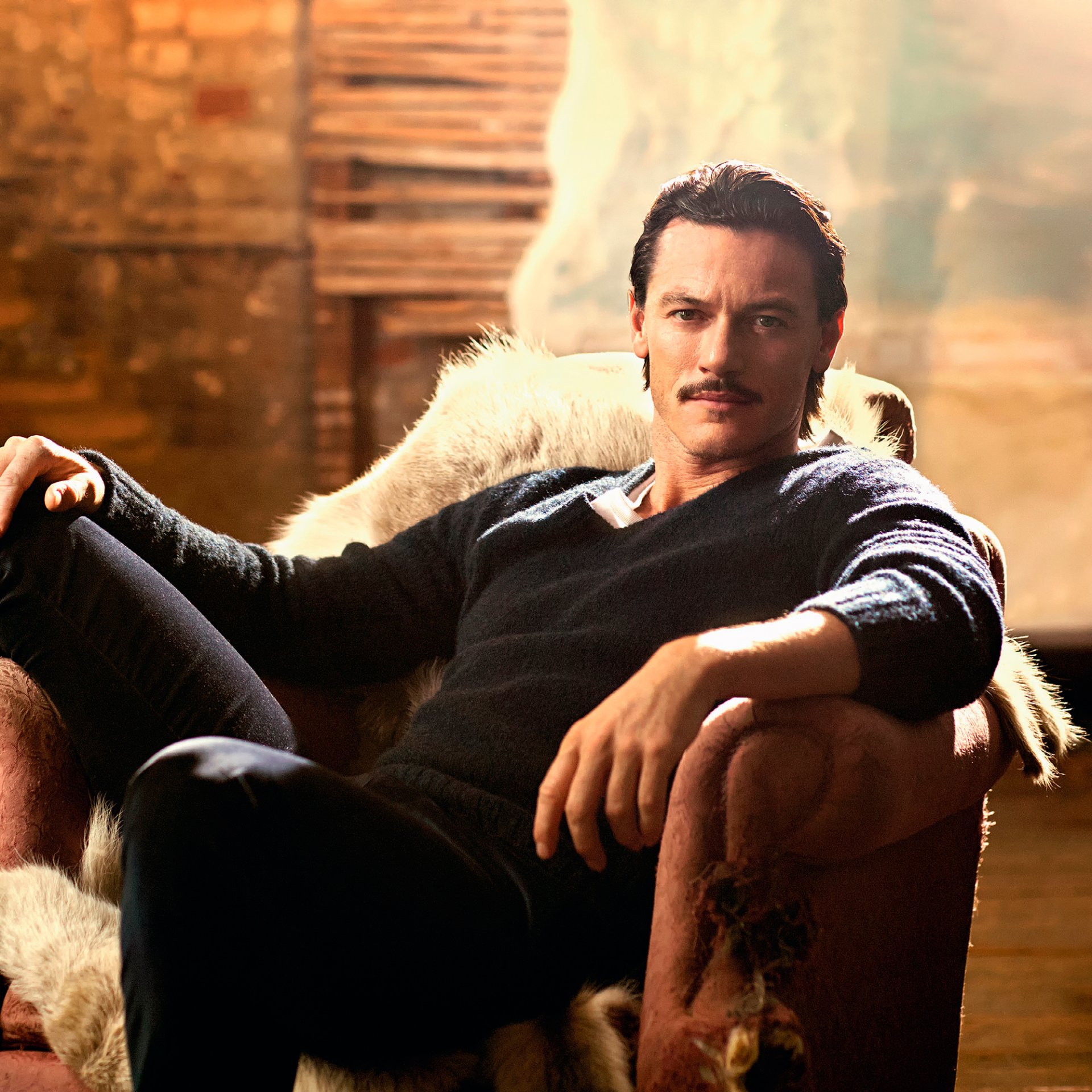 luke evans fotoshooting telegraphen-männerstil