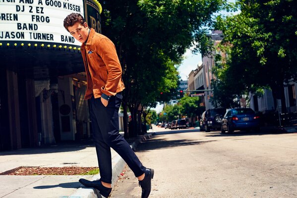 Miles Teller at the entrance to the cinema