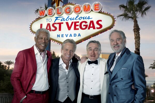 Foto di quattro attori famosi a Las Vegas