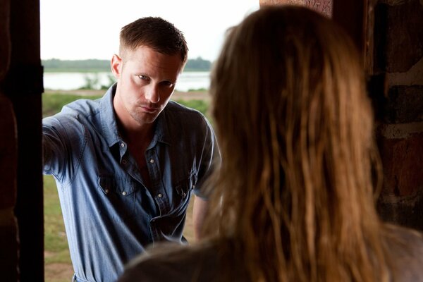 Alexander Skarsgard als Charlie Wenner im Film Strohhunde 