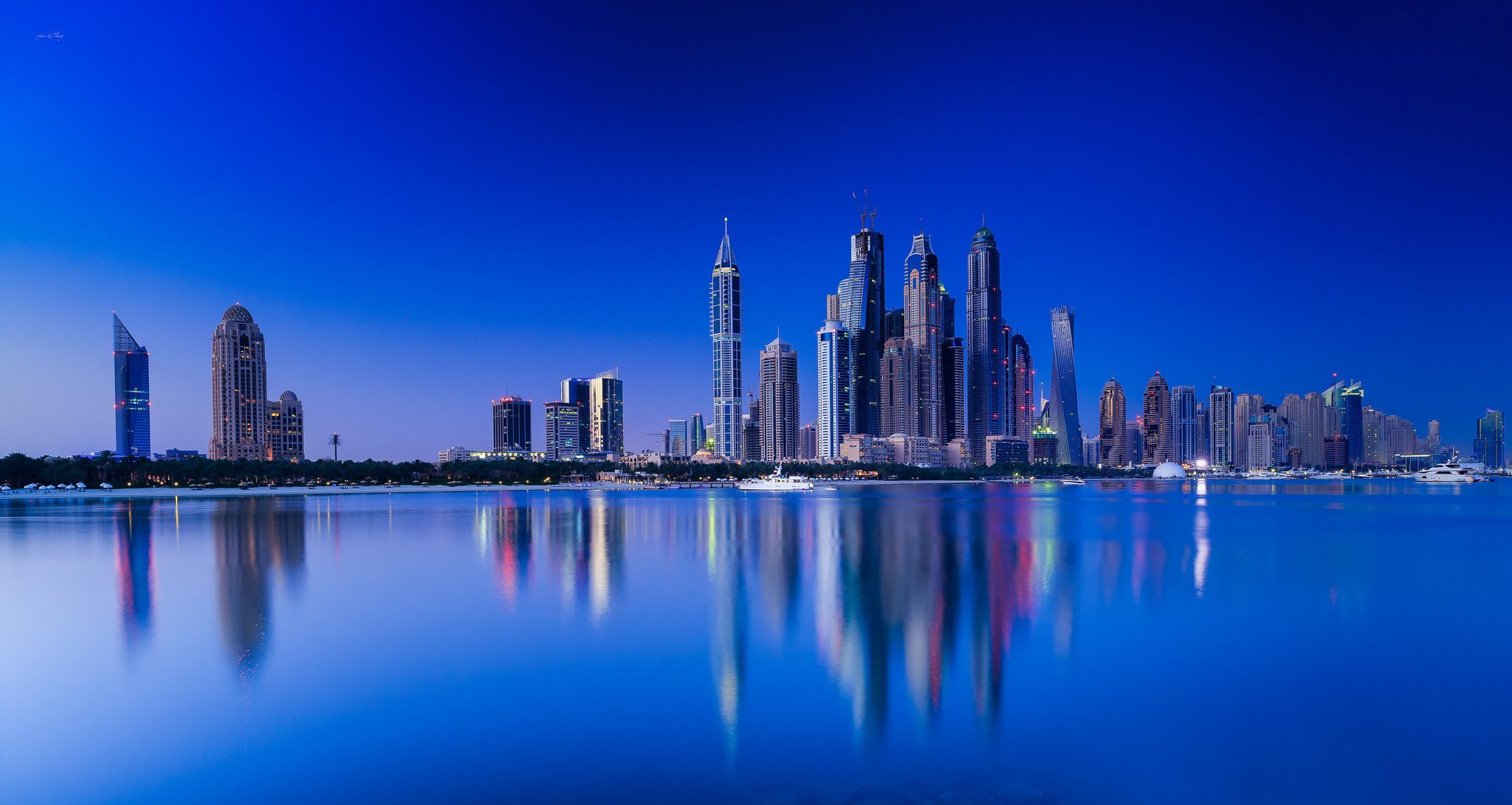 dubaï ciel maisons mer réflexion soirée lumières paysage