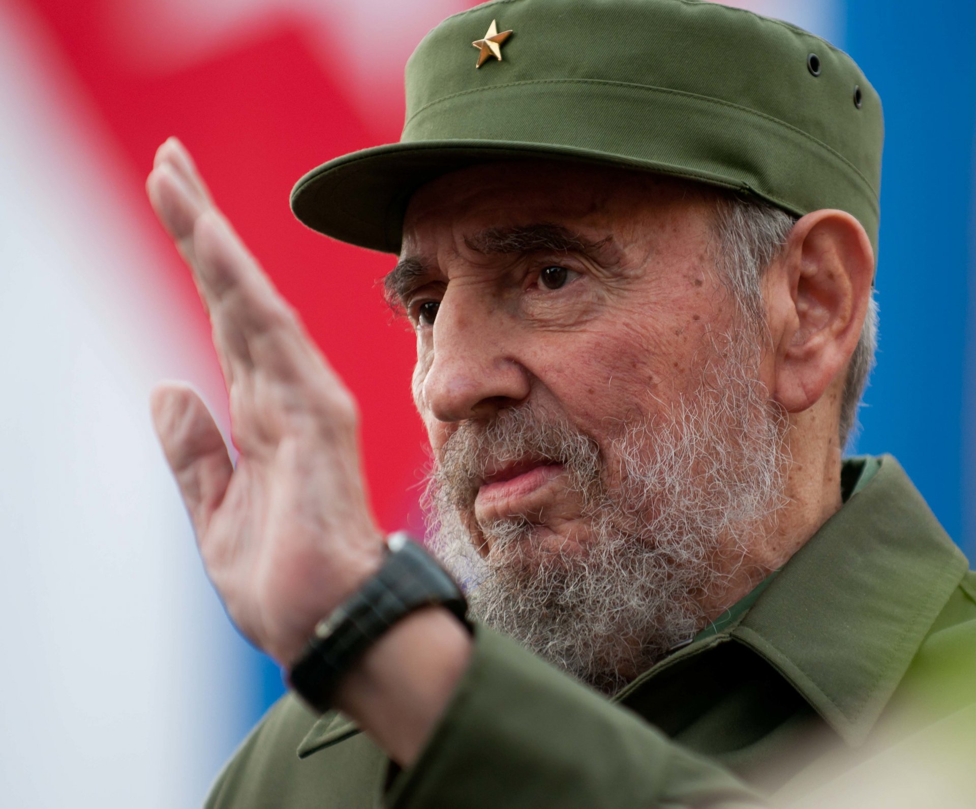 fidel castro cuba líder jefe uniforme