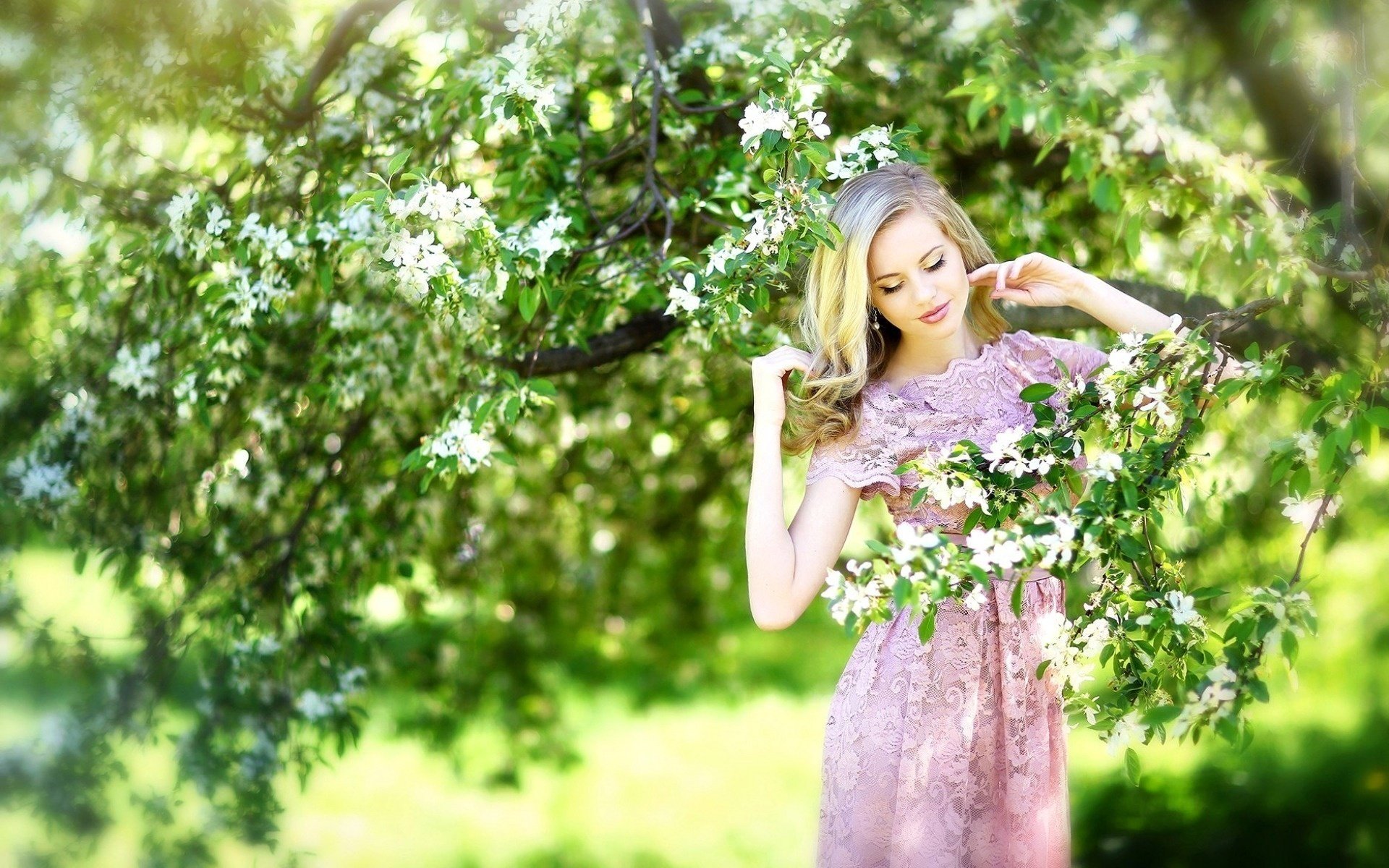 blumen frau bokeh gesicht bäume frühling