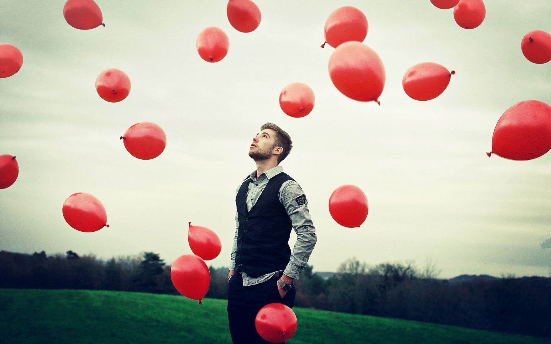 ragazzo palle cielo