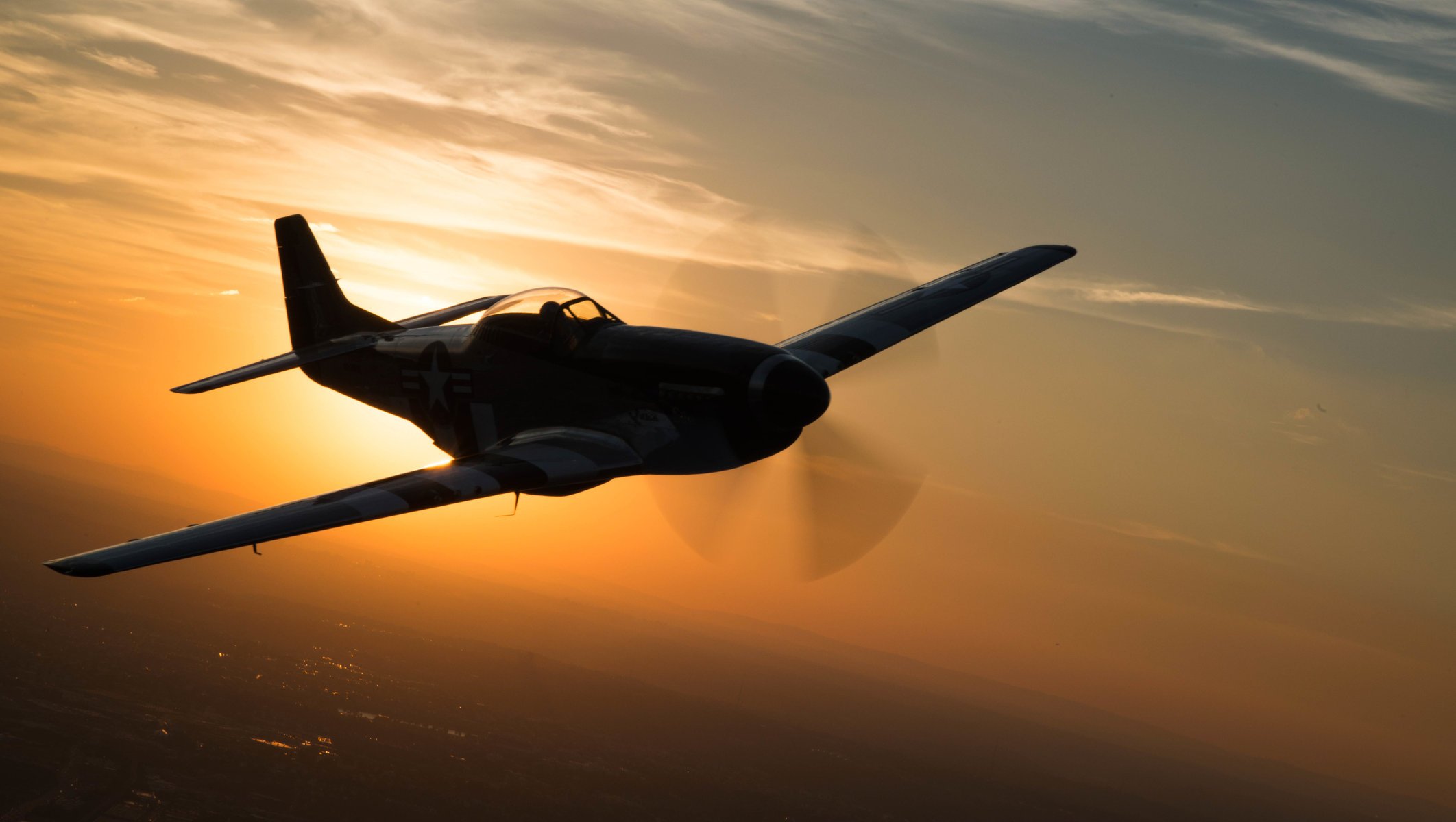 mustang p-51 fighter flight