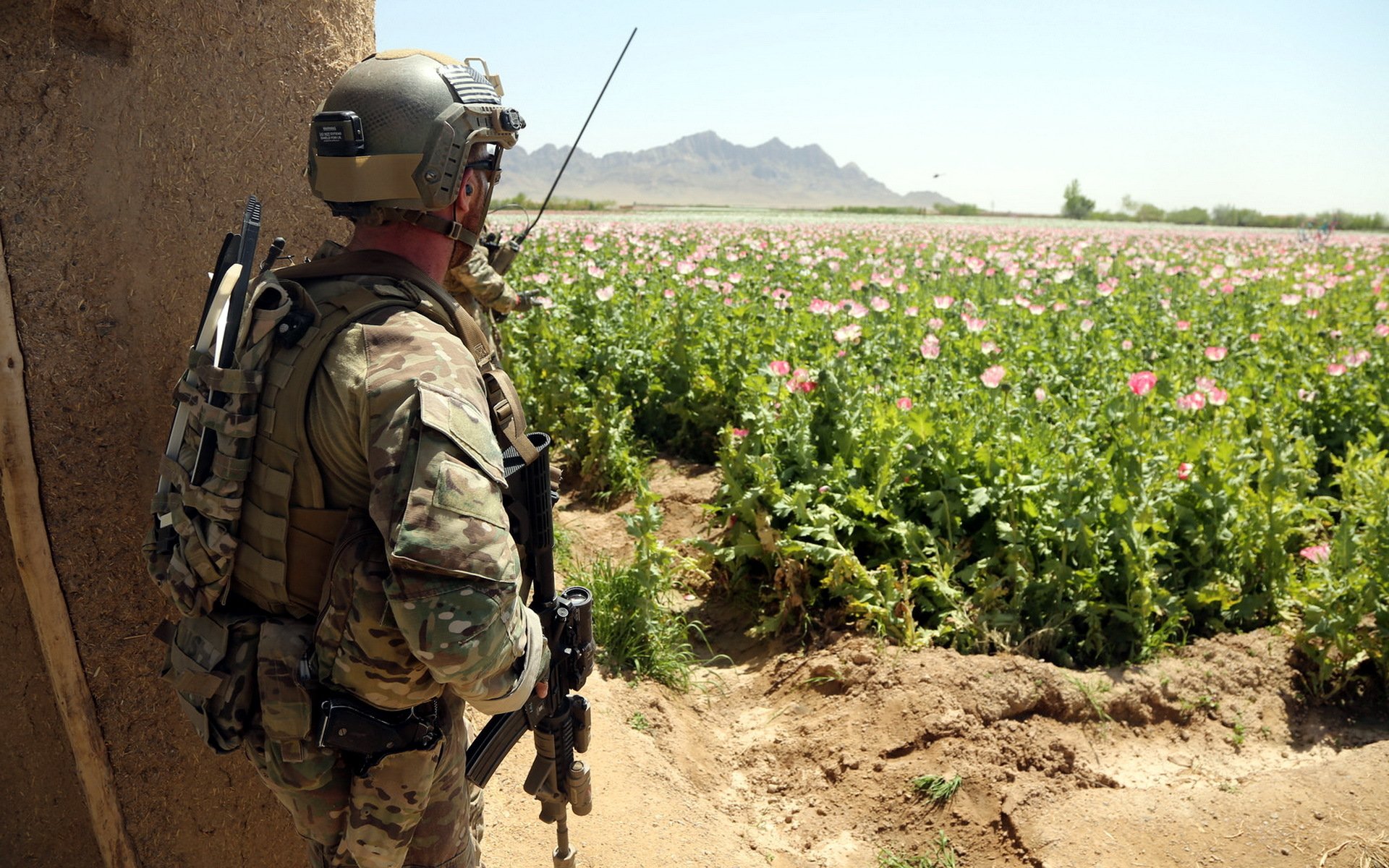 soldat armes armée afghanistan