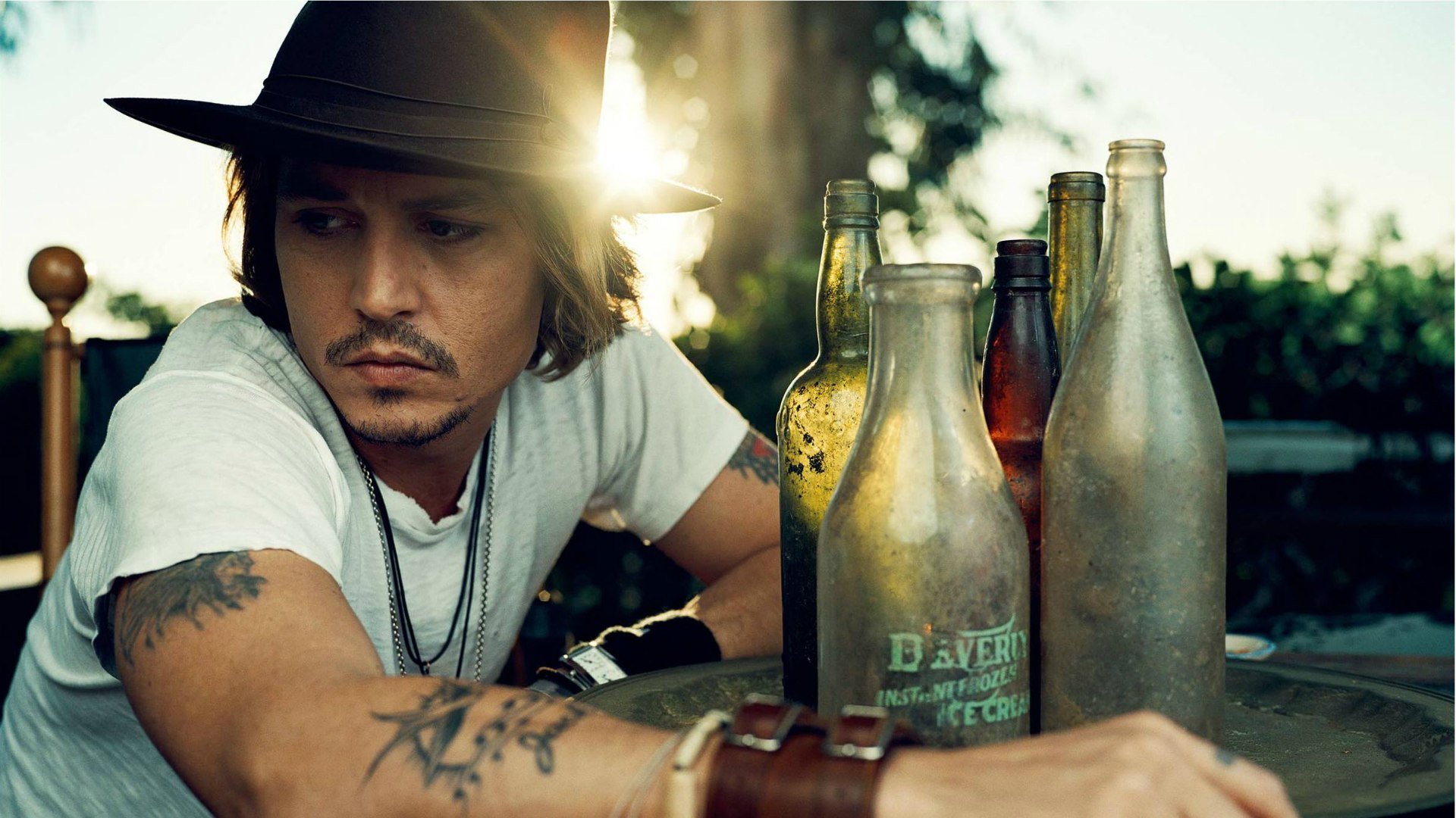 hombre johnny depp sombrero