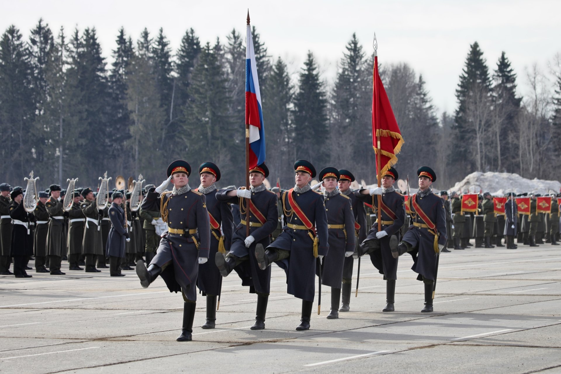 parada wojsko marsz flaga honor rosja