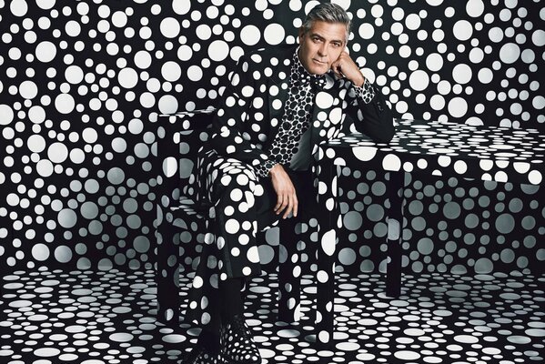 Photo de George Clooney et les pois