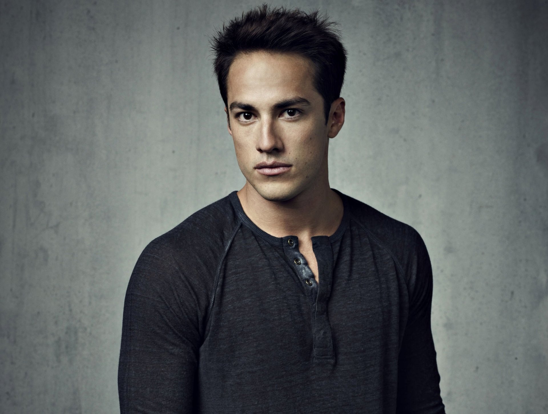 actor tyler lockwood diarios vampiro michael trevino tyler lockwood michael trevino hombre lobo werevolf denotar vampiro