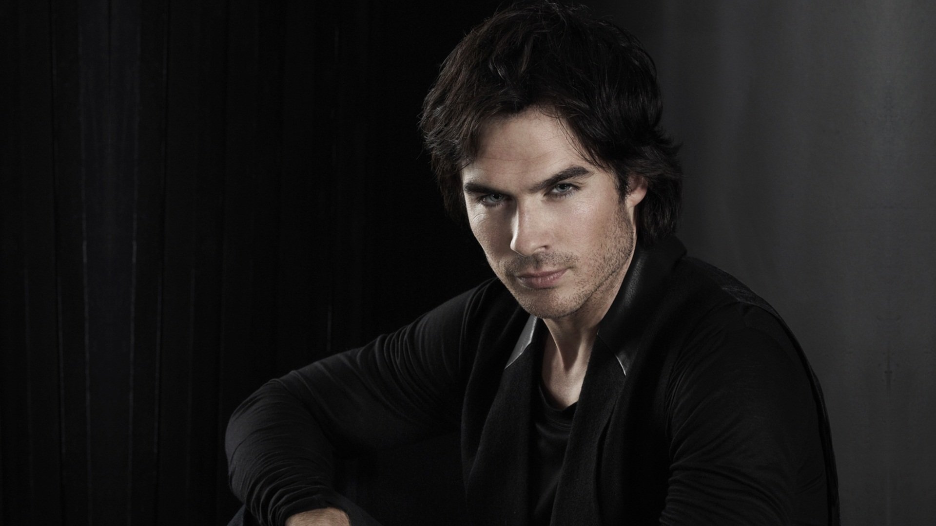 ian somerhalder ian somerhalder twarz spojrzenie ciemny tło pamiętniki wampirów serial aktor