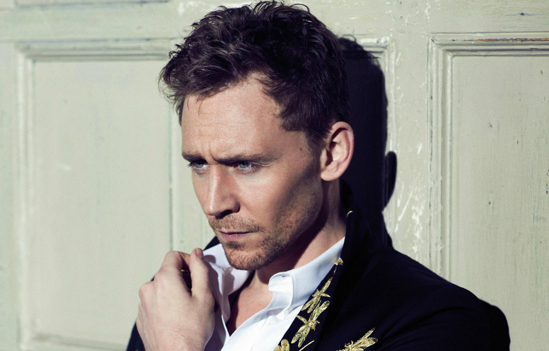 hiddleston tom hiddleston schauspieler mann gesicht blick