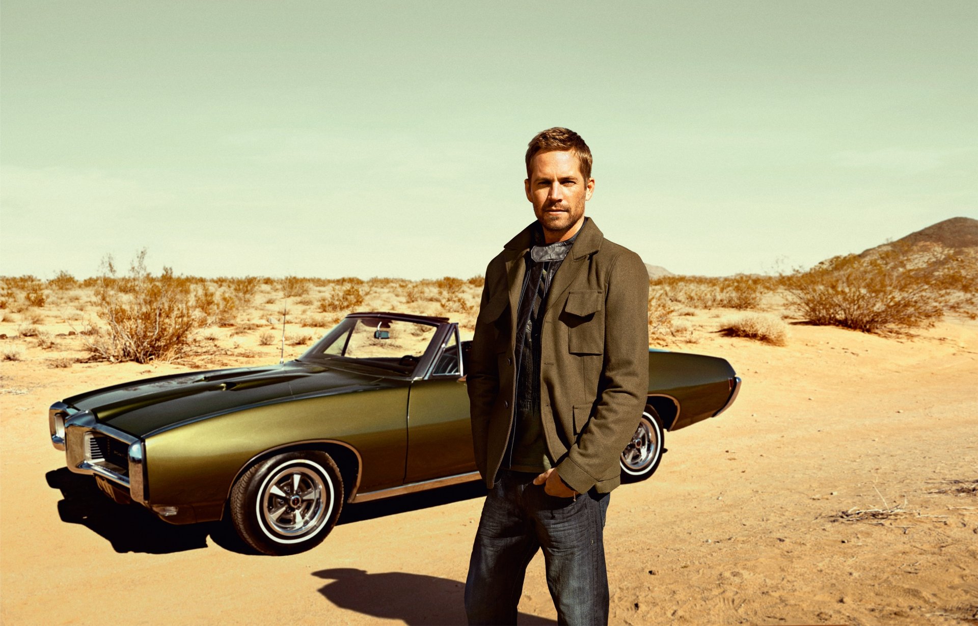 paul walker actor hombre máquina arena desierto