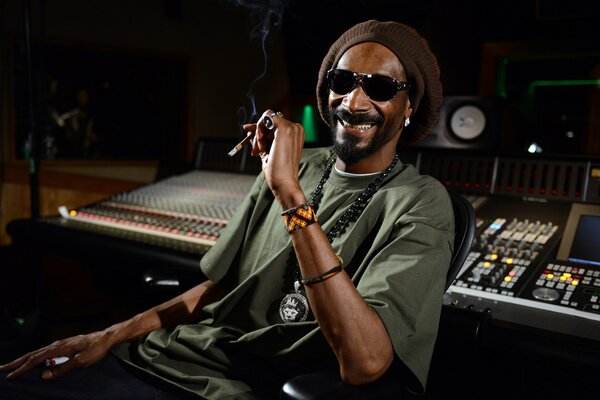 Snoop dogg im Aufnahmestudio