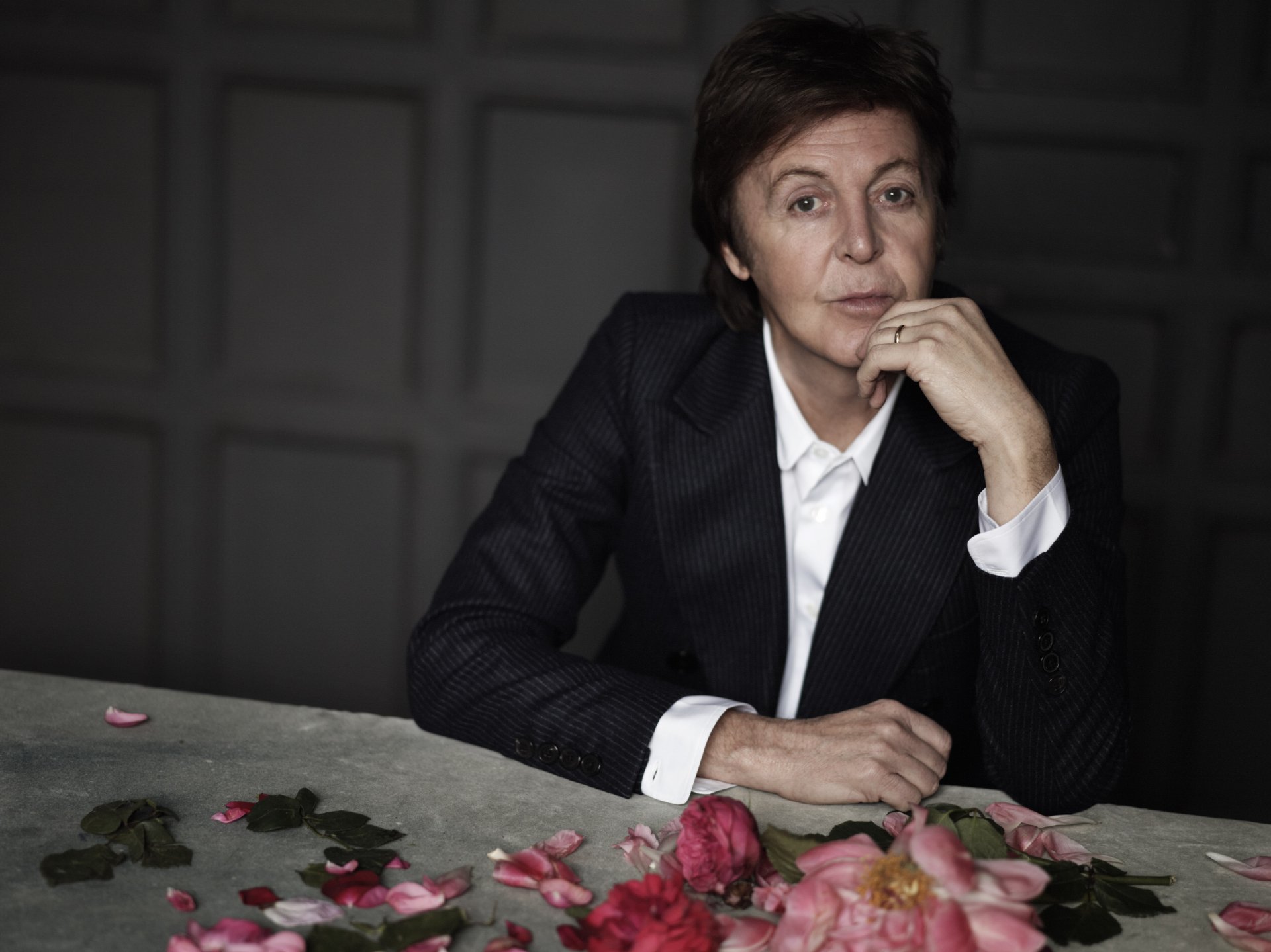 paul mccartney musicien compositeur légende les beatles ailes