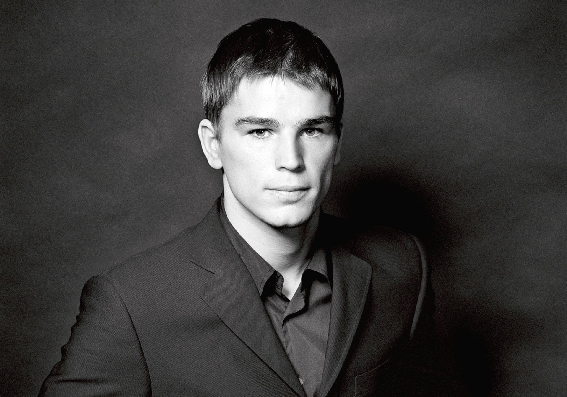 josh hartnett hombre esmoquin traje