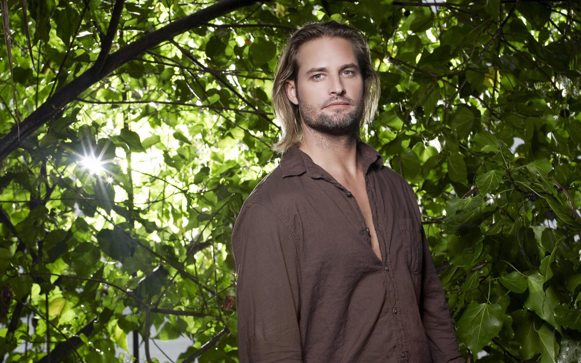 men actor josh holloway actor and model