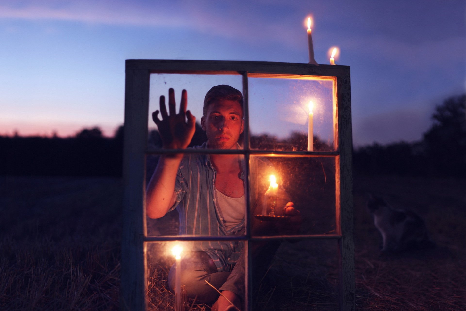 novio ventana velas estado de ánimo