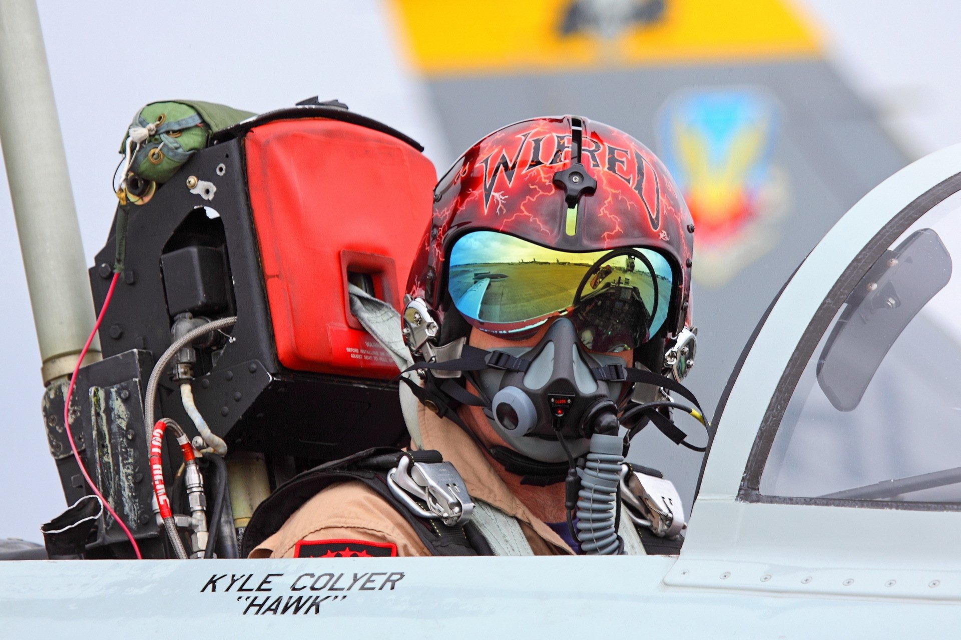 hombre piloto avión