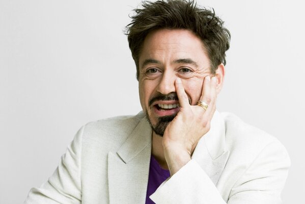 Robert Downey Jr. and the Ring