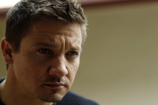 Foto Portrait des Schauspielers Jeremy Renner f