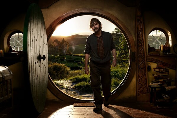 El director Peter Jackson durante el rodaje en la puerta cerca de la puerta