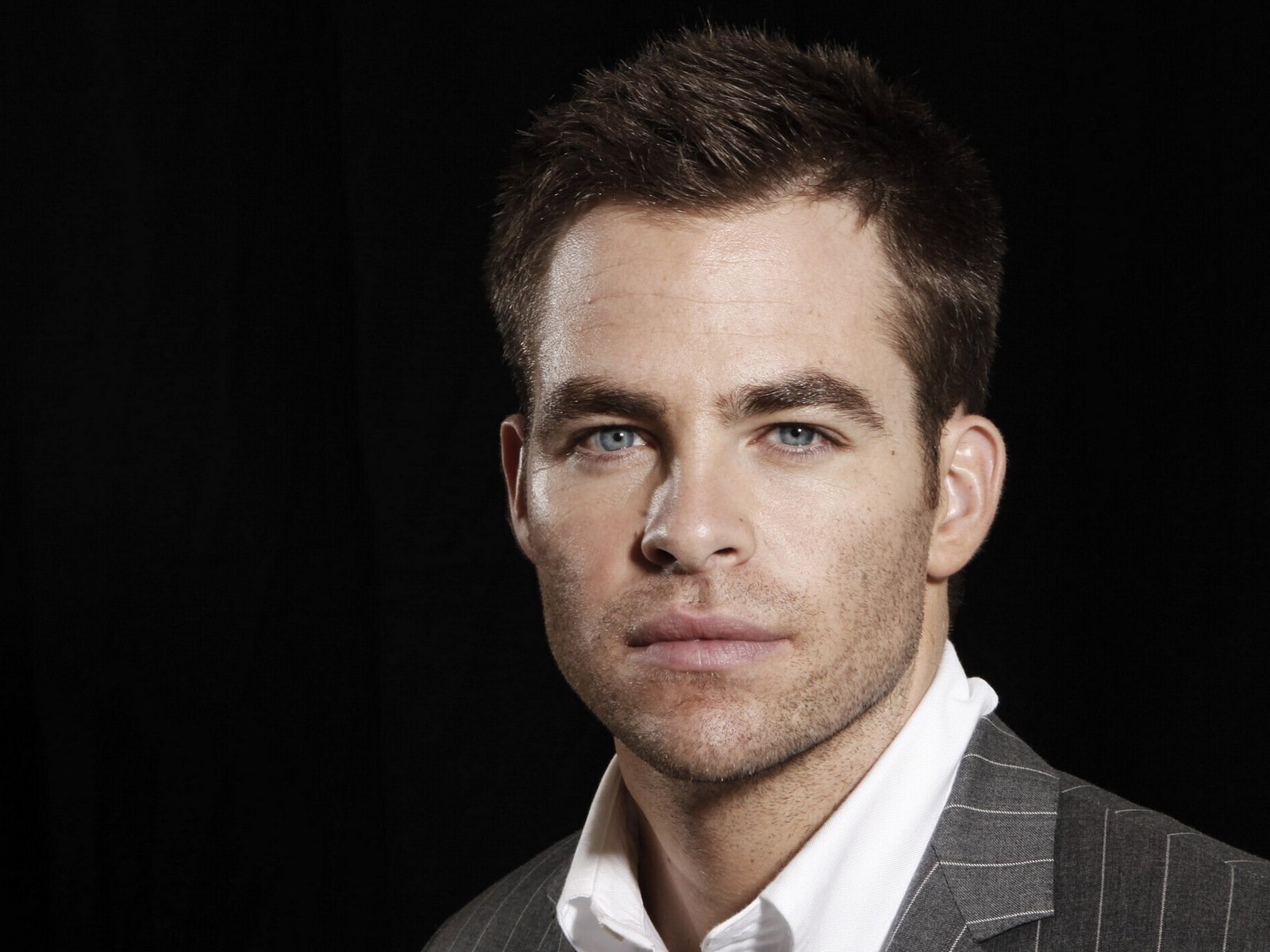 chris pine aktor zdjęcia