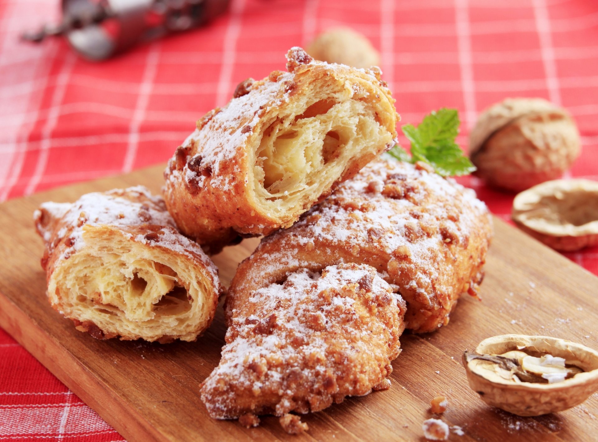 croissants walnuts shell