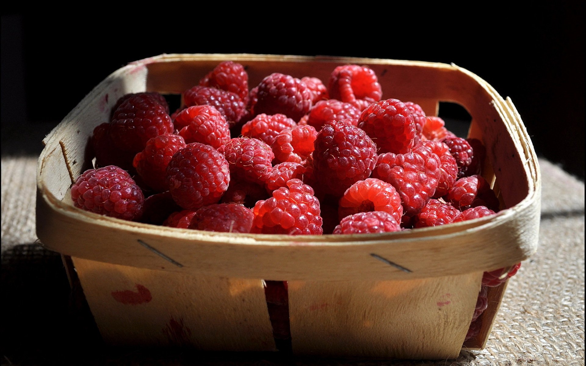 delicious villa food summer raspberry still life supplies berrie