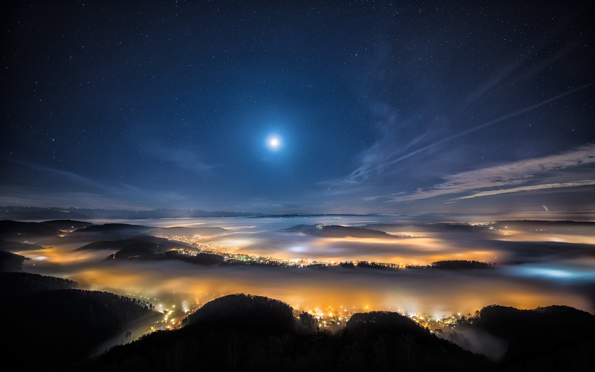 suiza ciudad noche alpes montañas niebla luces cielo luna estrellas hermoso