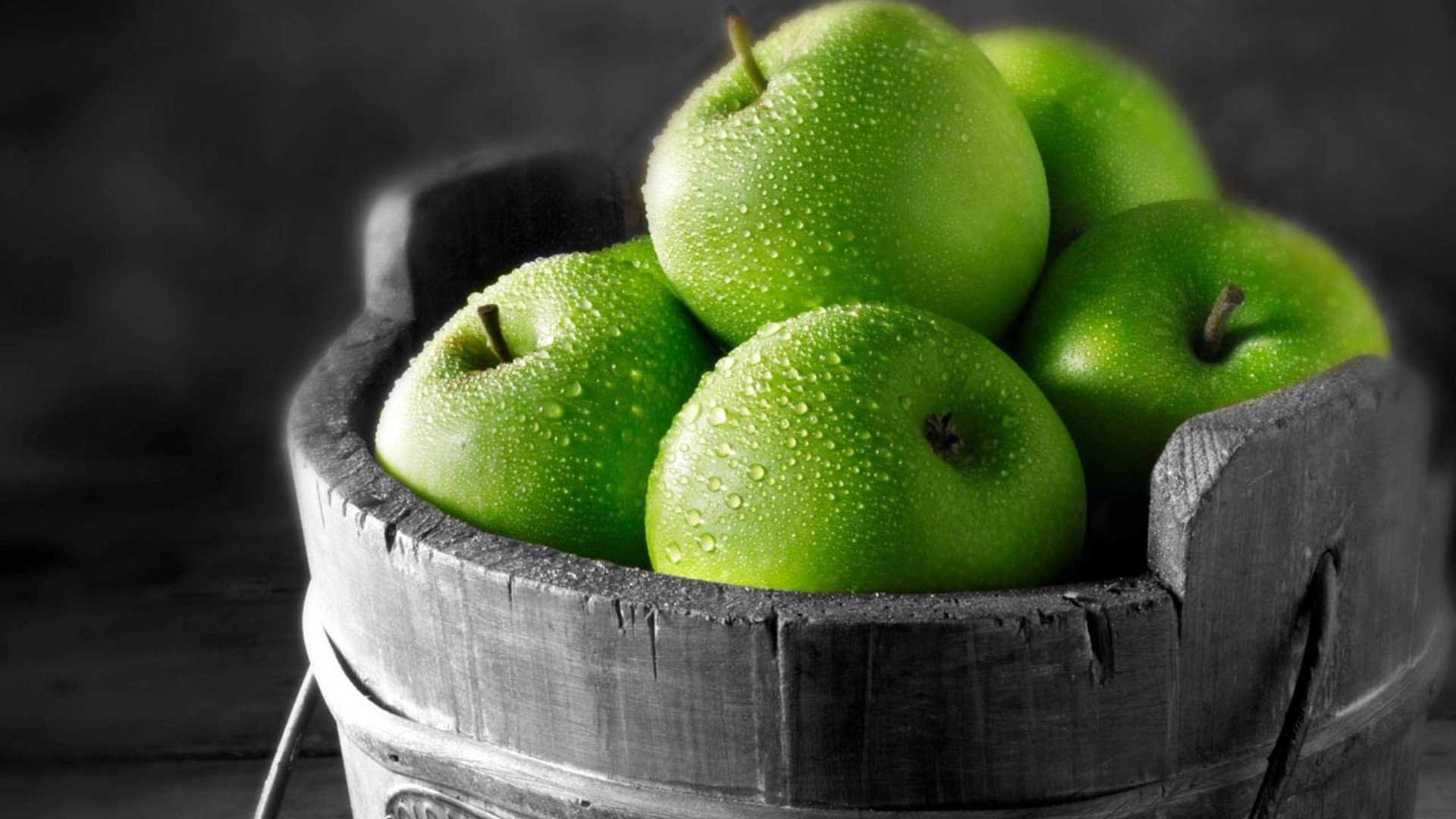 green apples bucket rosa