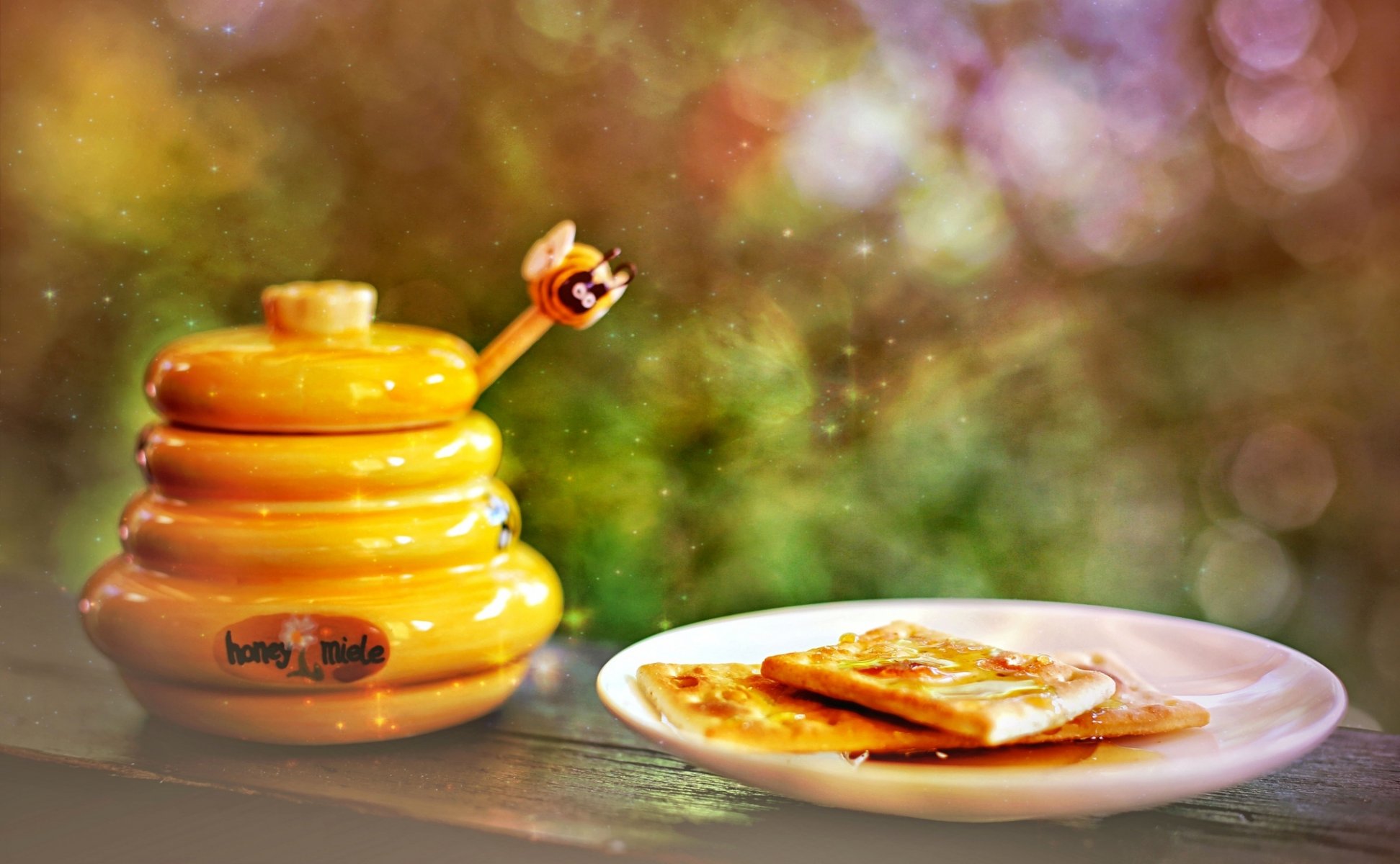 miel assiette biscuit sucré bokeh