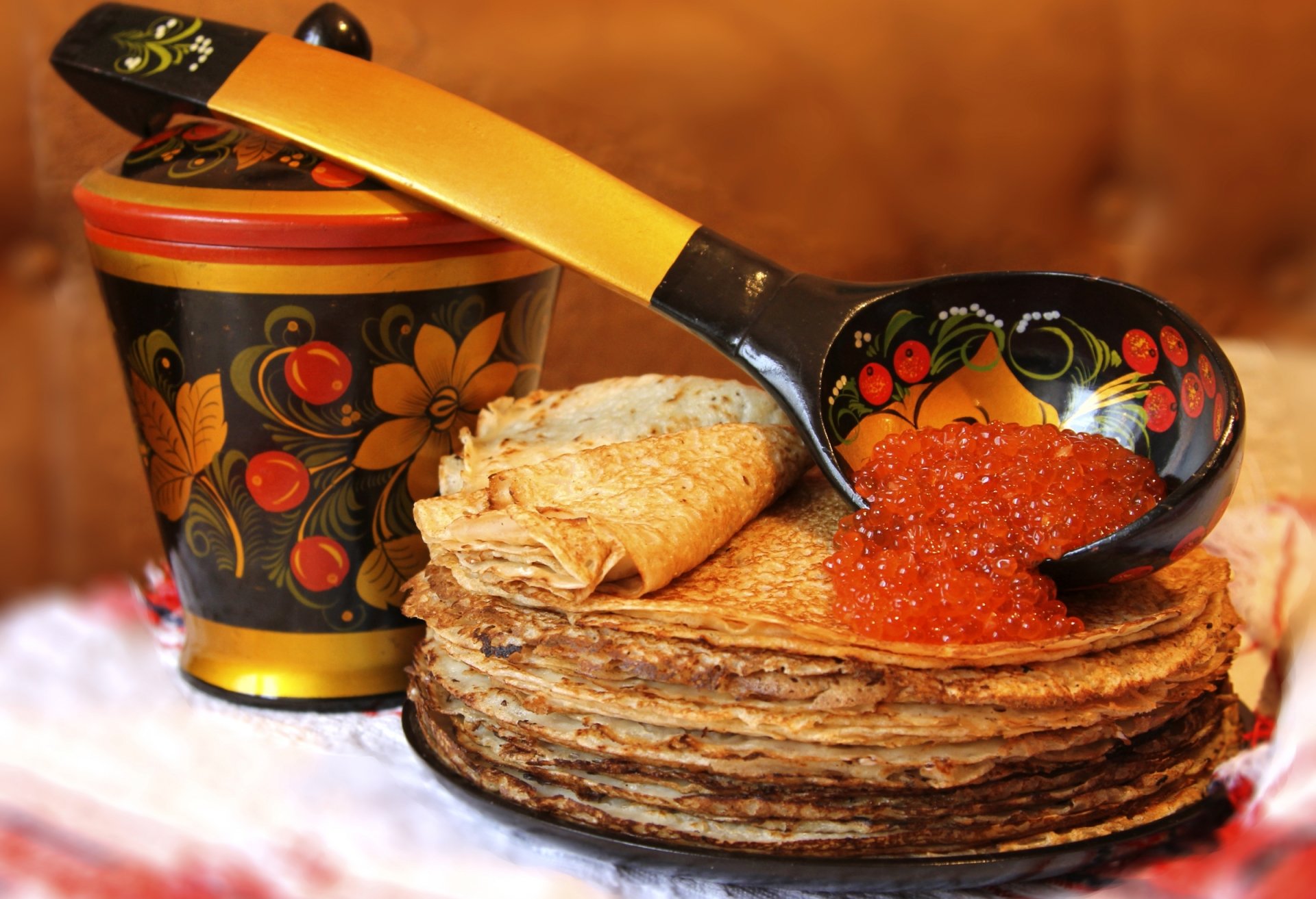 crêpes mardi gras caviar cuillère