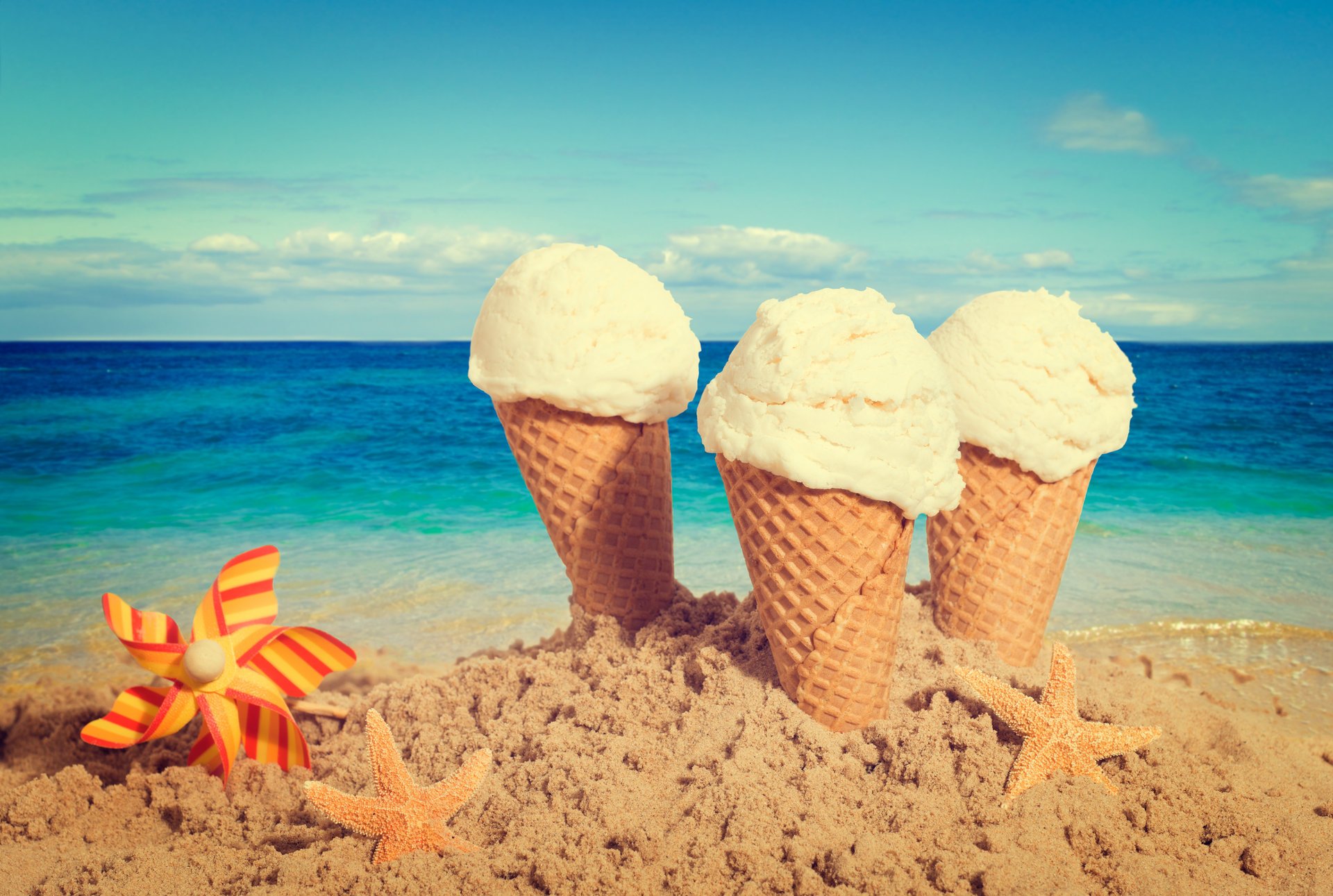 eis strand sand sommer meer dessert horn