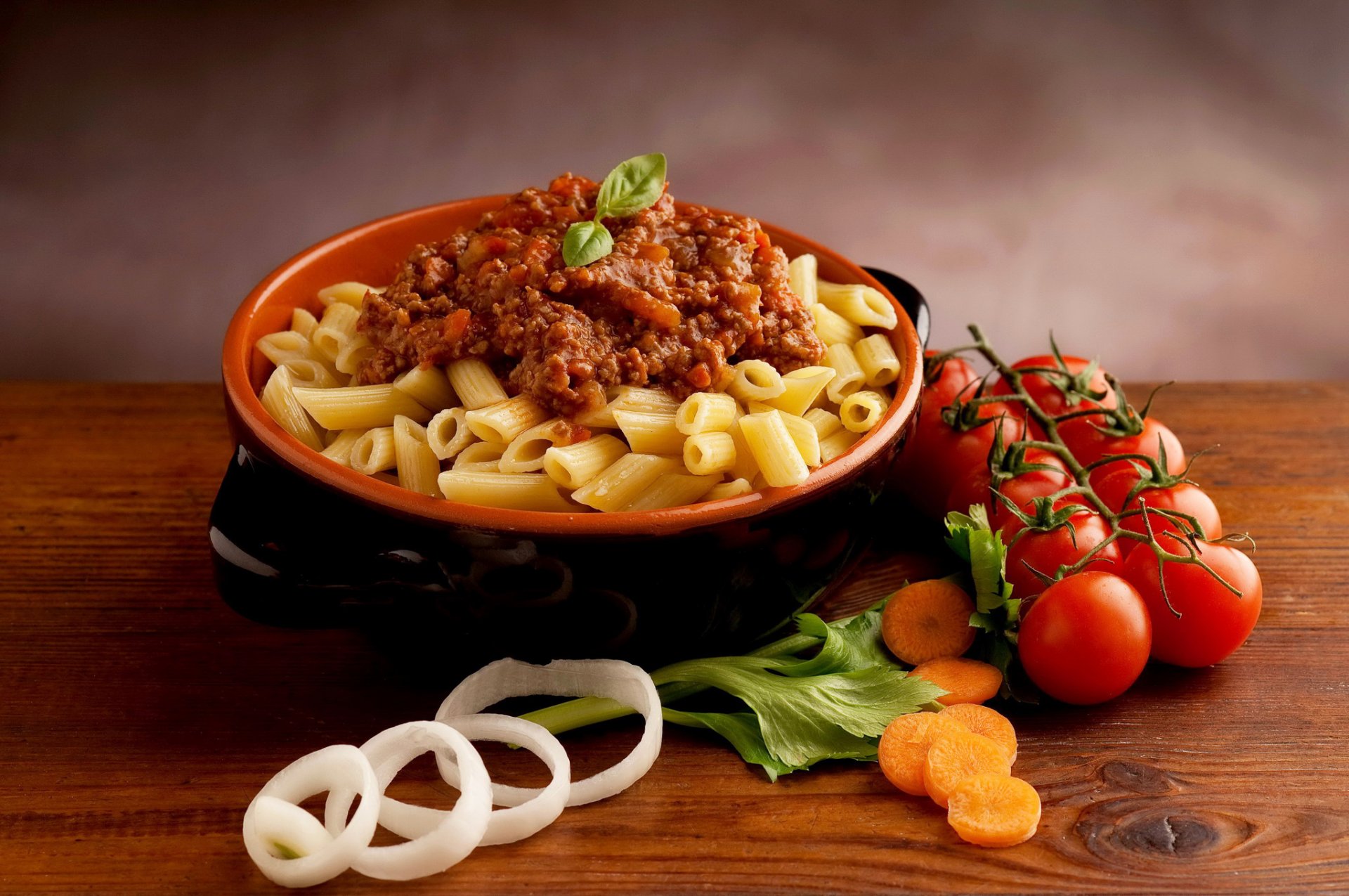 pasta meat tomatoes pasta goulash carrot