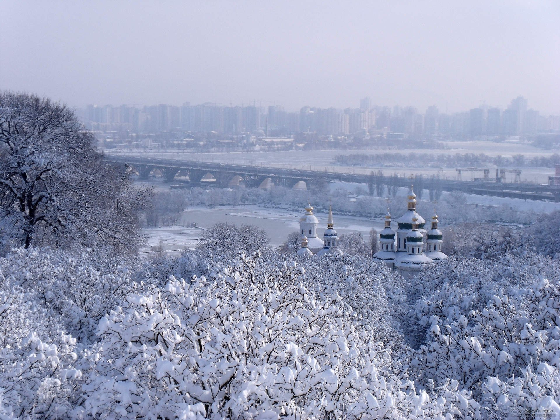 kiev inverno dnieper ponte