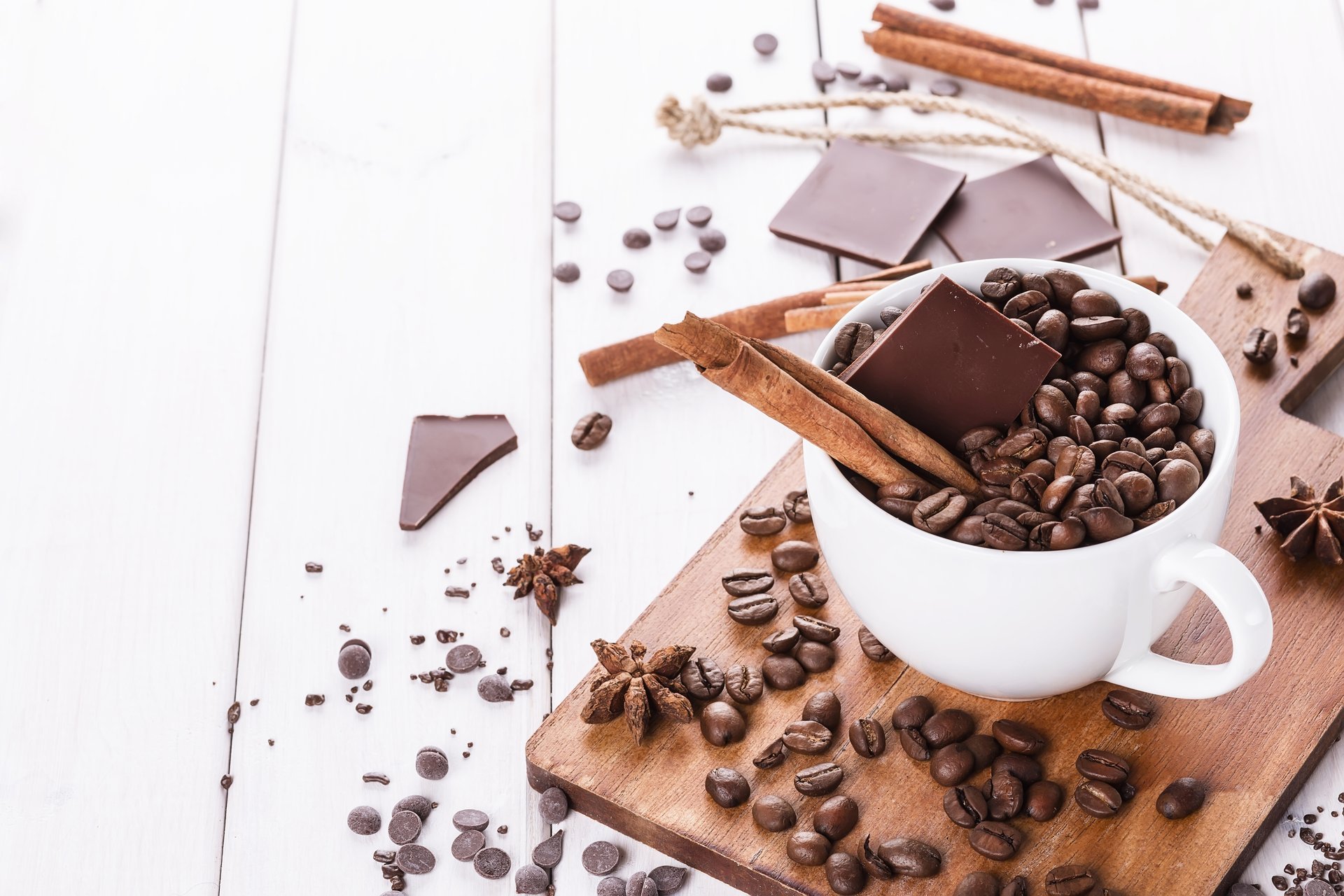 caffè grani tazza cannella zucchero cioccolato