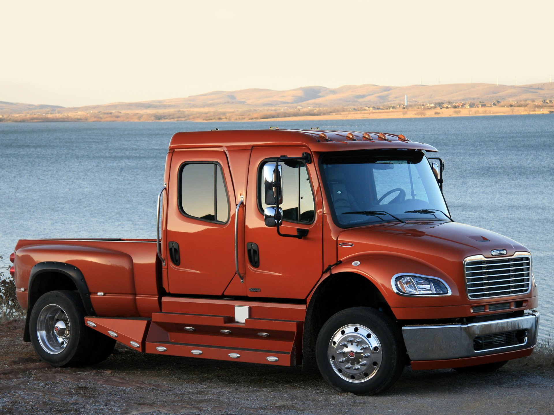 freightliner camión tractor hermoso poder