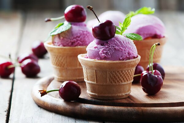 Dessert aux fruits pour le petit déjeuner