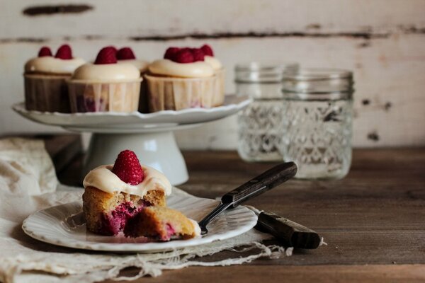 Dessert of cupcake with strawberries