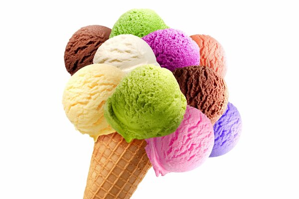 Cono de helado con diferentes colores de belleza