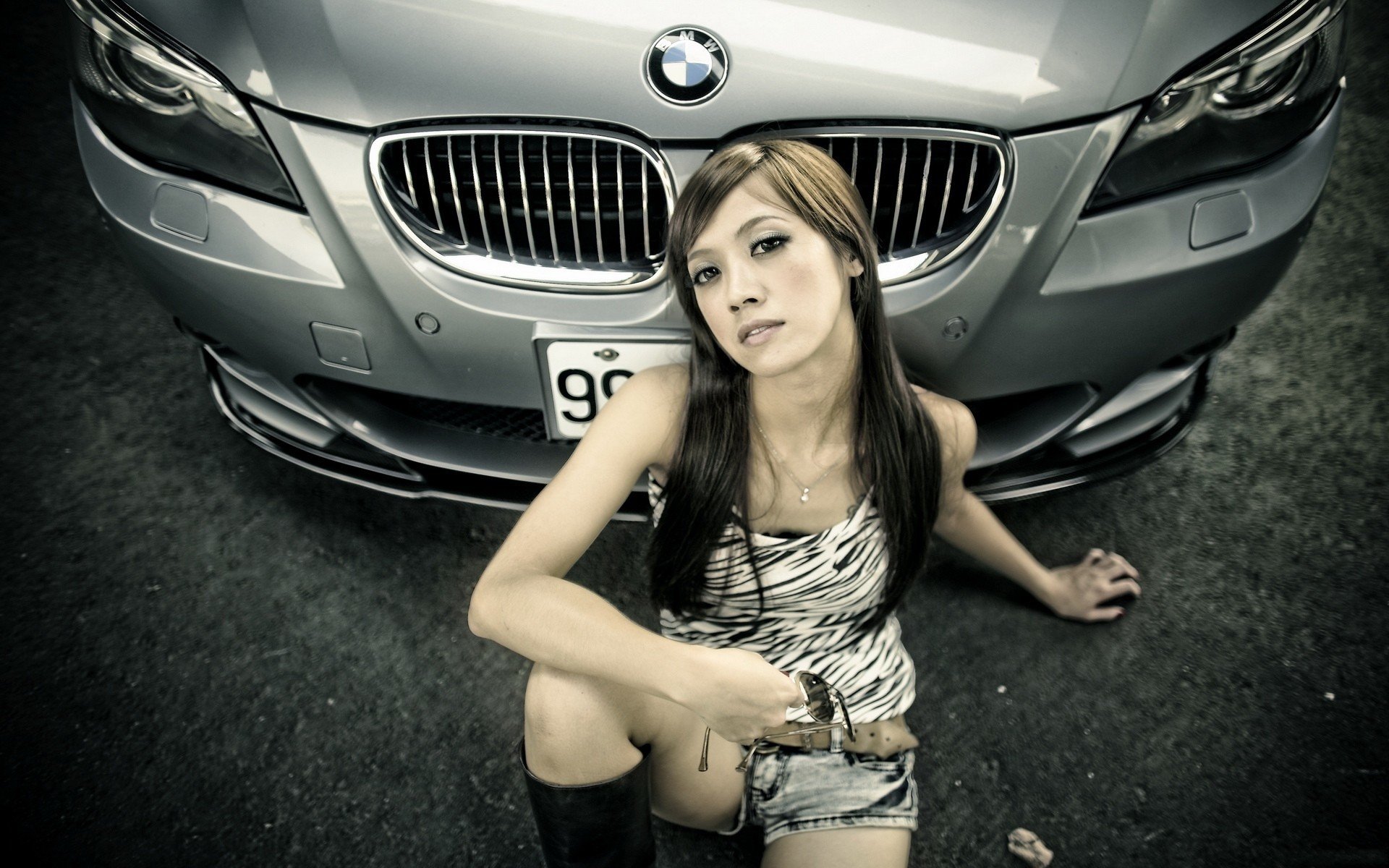 bmw 5er mädchen asiatisch