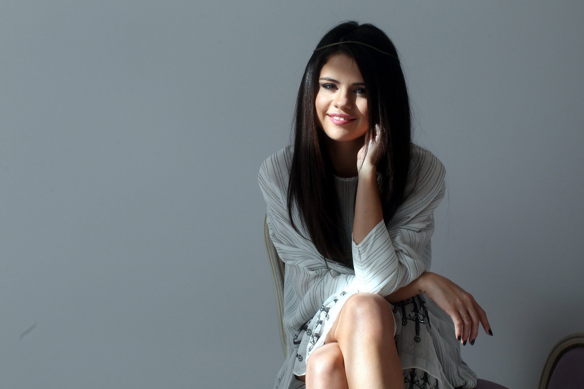 selena gomez attrice regista produttore cantante bellezza sguardo