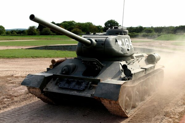 Medium tank T-34-85 at the tankodrome