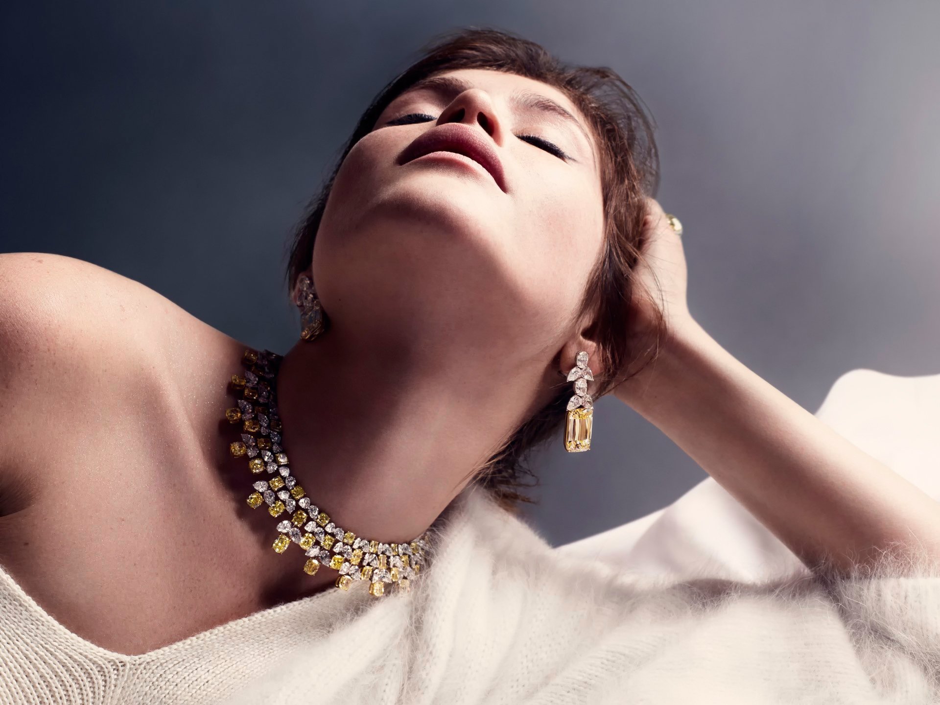 gemma arterton supplément de bijoux vanity fair