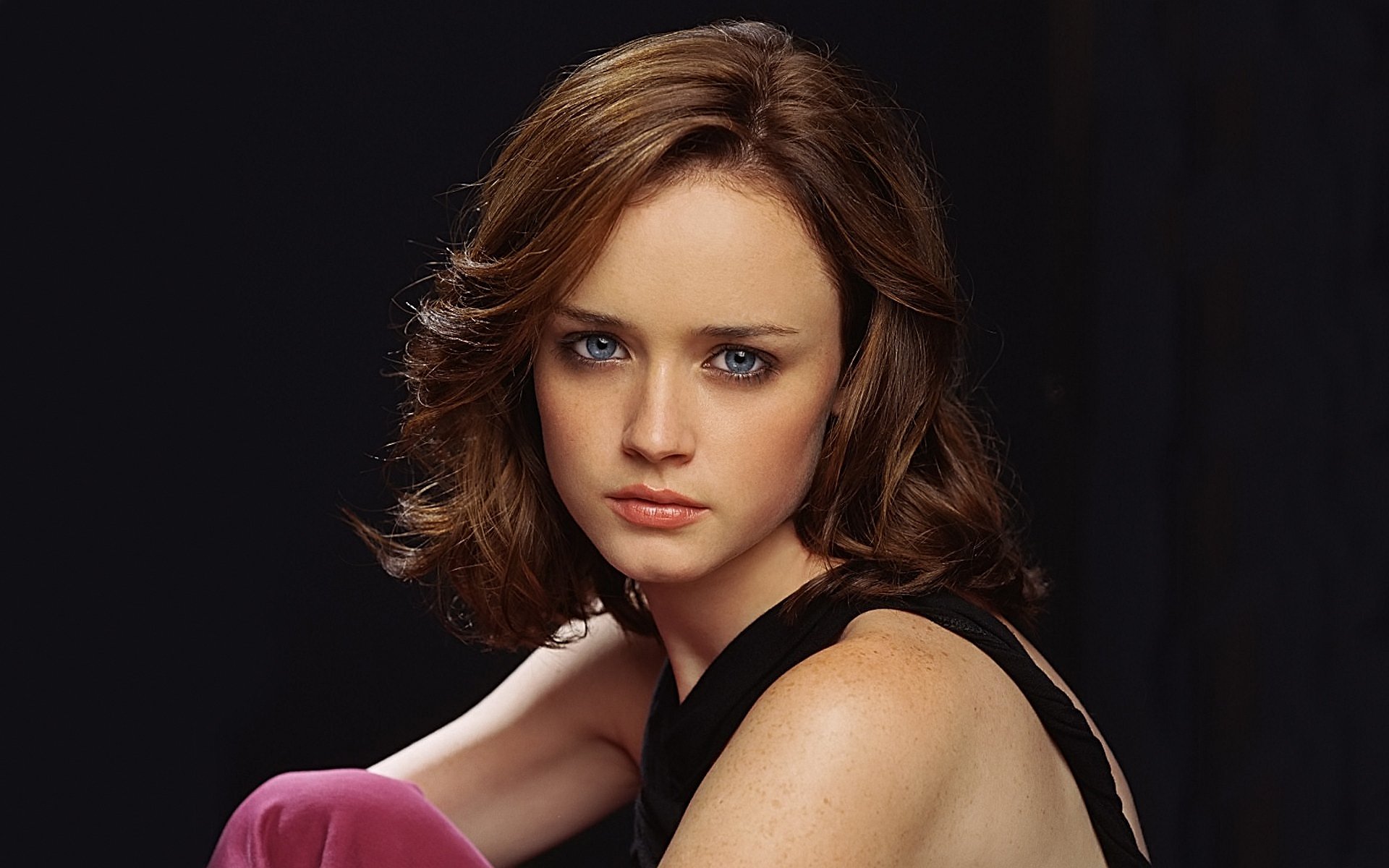 alexis bledel actriz ojos cabello