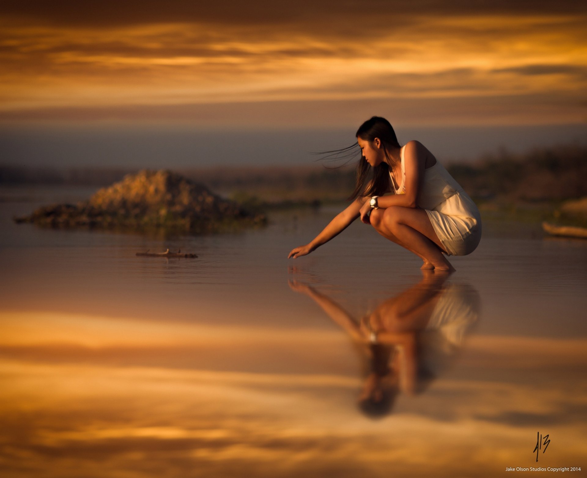 girl sunset beach sea asian white dress asian low tide touch squatting hair wind clock sand