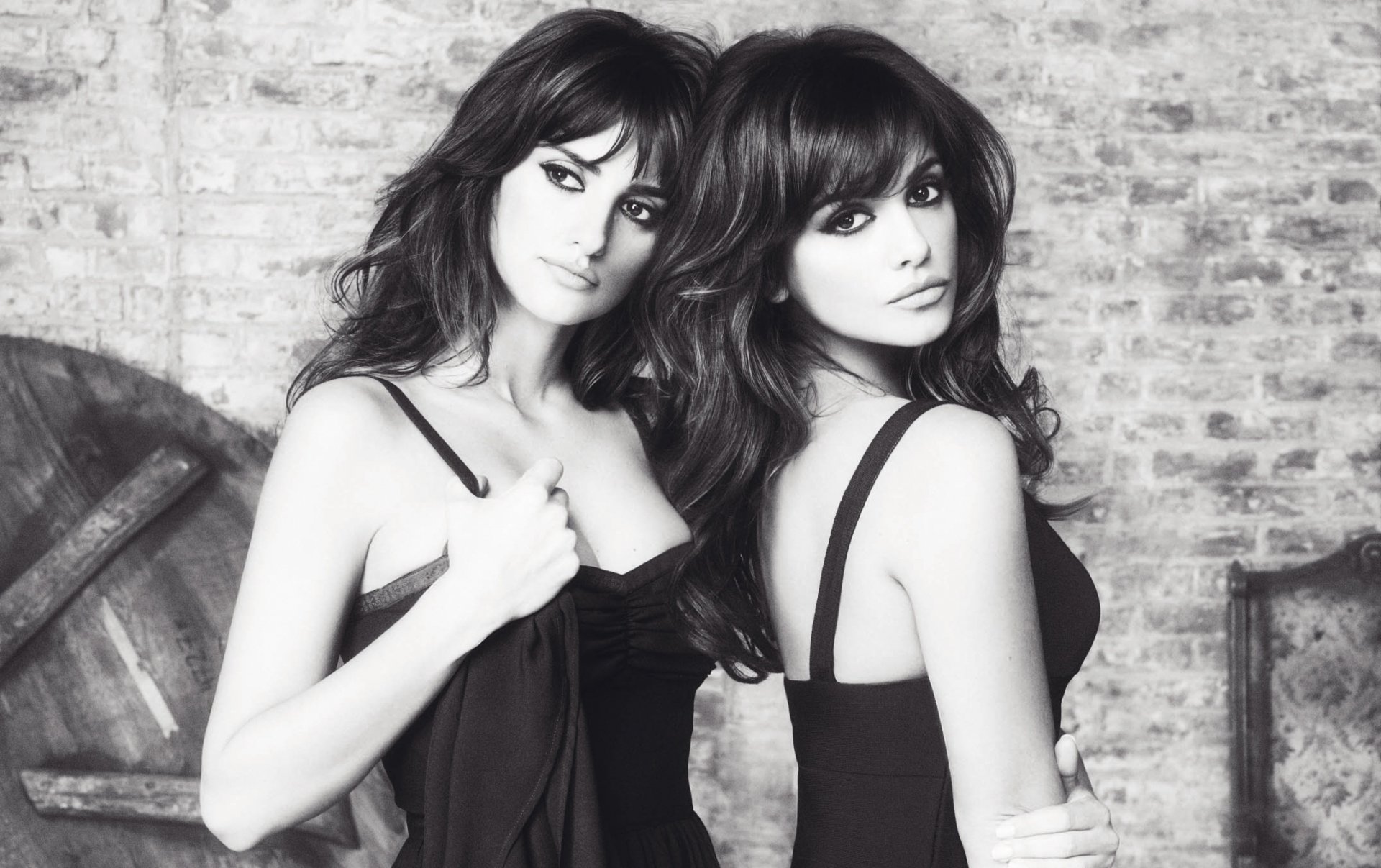 mónica cruz penélope cruz hermanas posando chicas